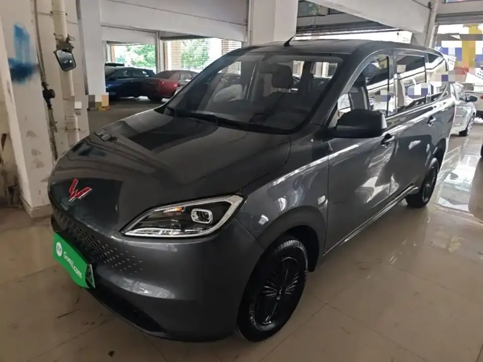 Wuling Motors Wuling Hongguang New Energy Model Range Extender Hybrid 50KM Standard 2025