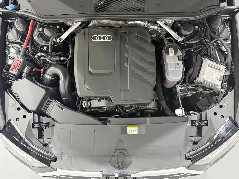 Audi A6L 40 TFSI Luxury Dynamic 2024 — фото 8