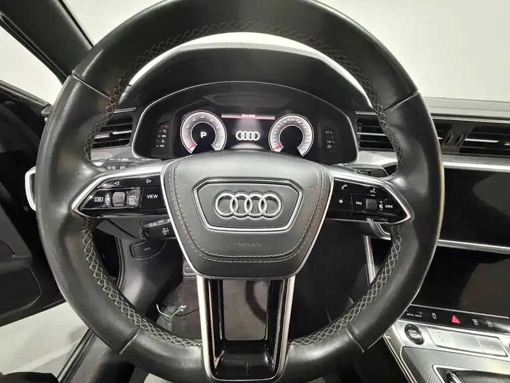 Audi A6L 40 TFSI Luxury Dynamic 2024 — фото 7