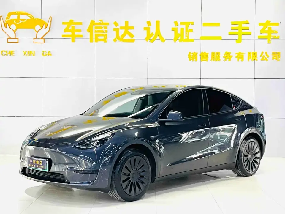 Tesla Model Y Rear-Wheel Drive Version 2024