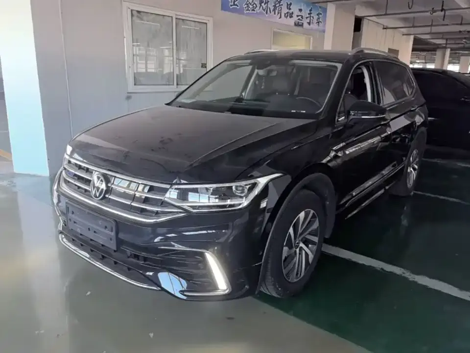 Volkswagen Tiguan L PHEV 430PHEV Plug-in Hybrid Premium 2023
