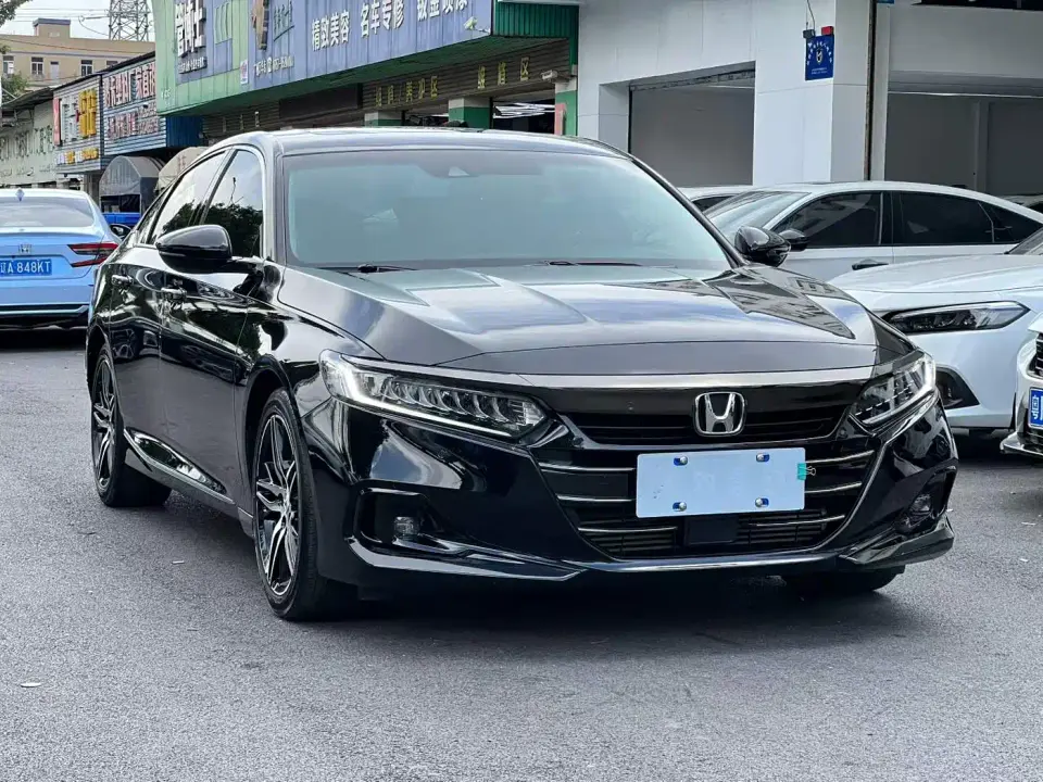 Honda Accord 260TURBO Phantom Night Premium 2021