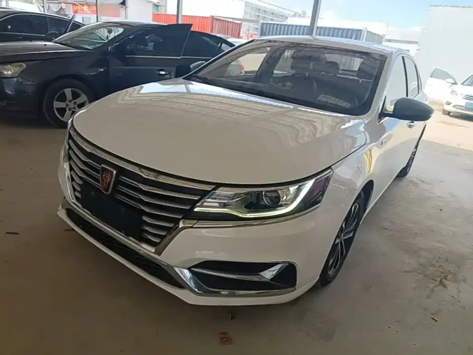 Roewe i6 New Energy PLUS 50T Internet Glory Flagship Edition 2020