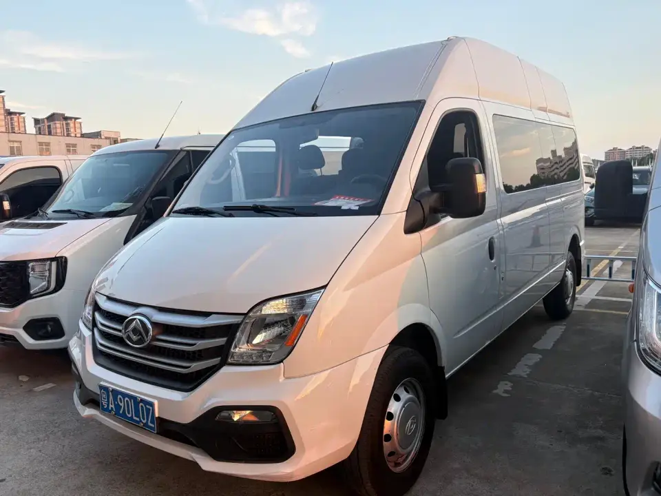 SAIC Maxus Xintu V80 Model Facelift Aoyun 6MT Long Wheelbase High Roof 147Ps 6/7/8/9 Seats 2024