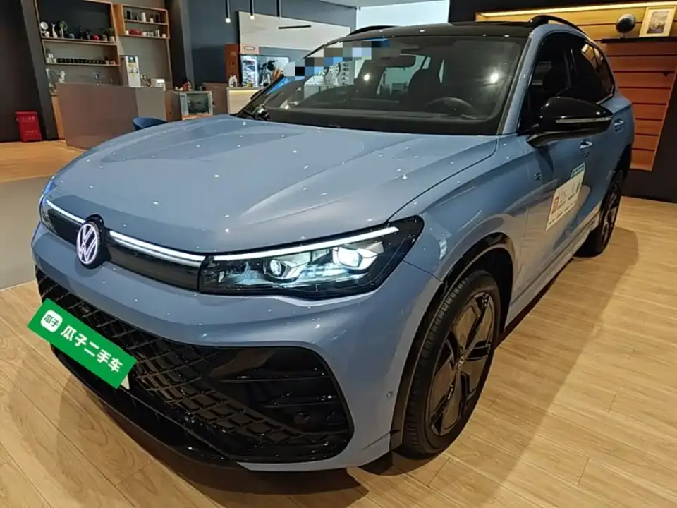 Volkswagen Tiguan L PRO 380TSI 4WD R-Line Premium Edition 2024