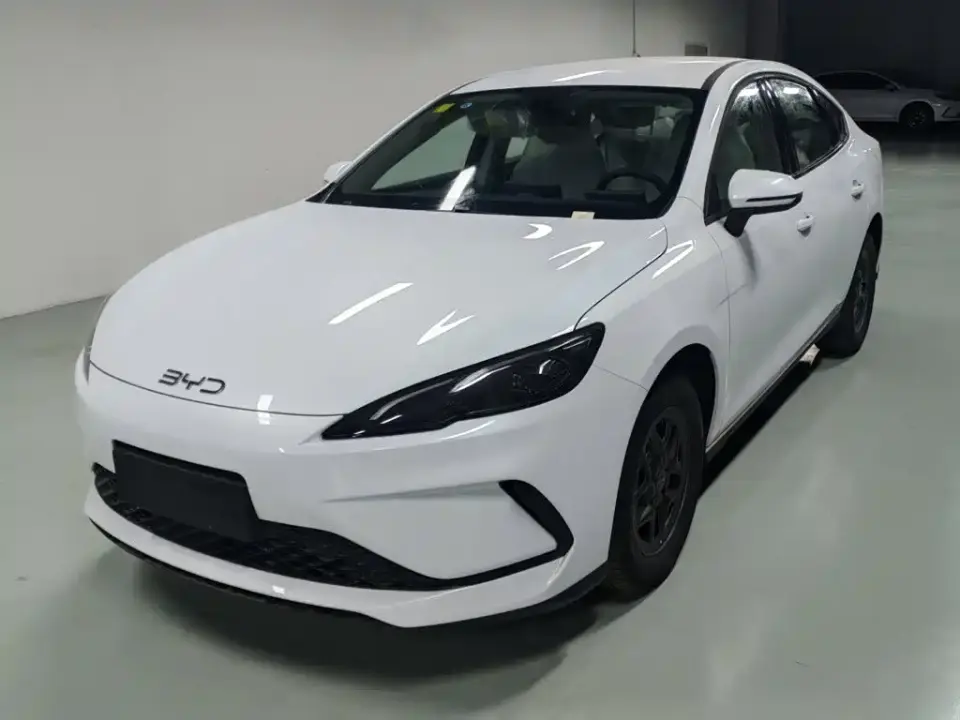 BYD Hai Bao 05 DM-i DM-i Smart Drive Edition 55KM Luxury 2025