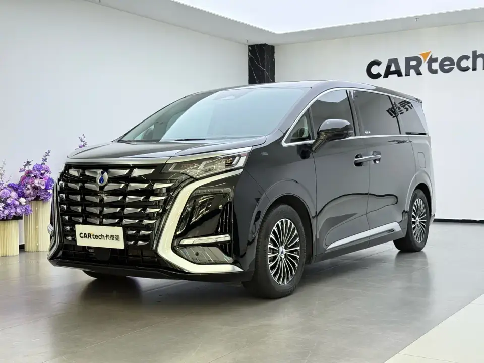 Denza D9 DM-i 970 AWD Flagship 2023