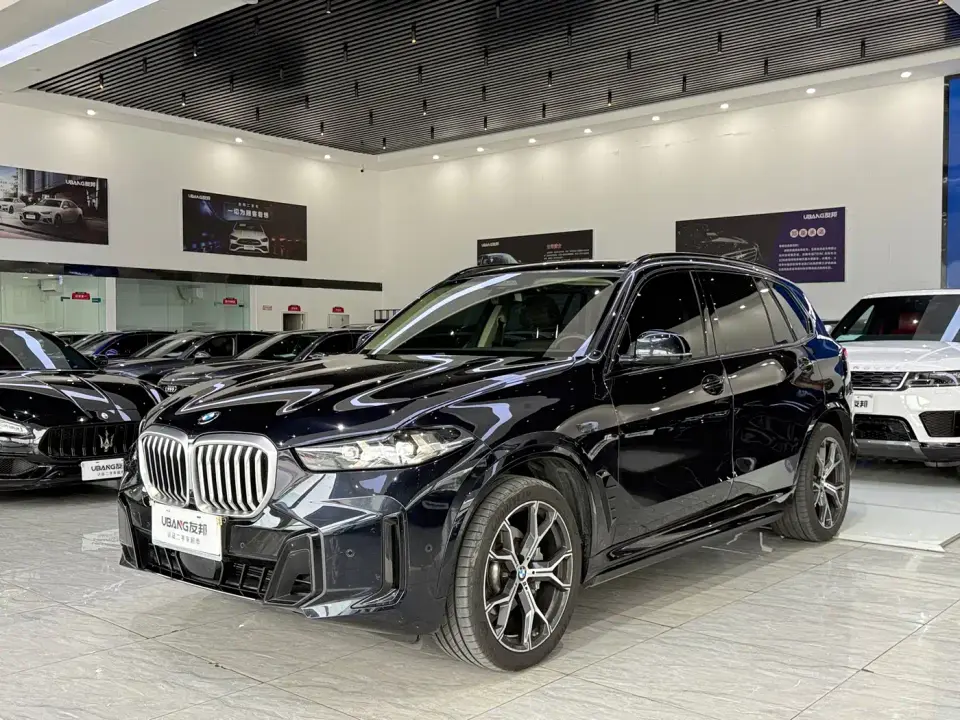 BMW X5 Model xDrive 30Li Exclusive M Sport Blackout Package 2025