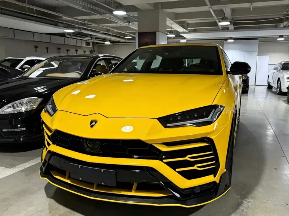 Lamborghini Urus 4.0T V8 2022
