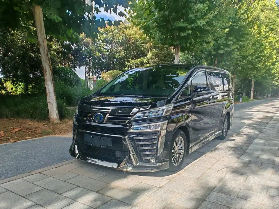 Toyota Vellfire Twin Engine 2.5L HV Premium Edition 2020