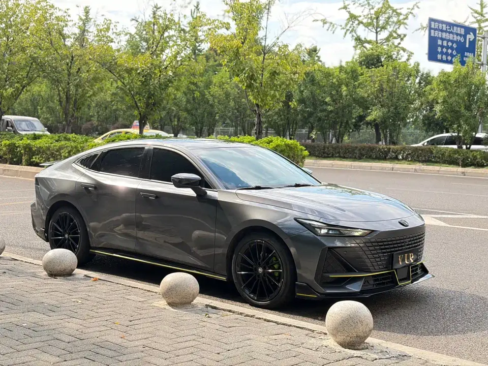Changan UNI-V 1.5T Sport Edition 2023