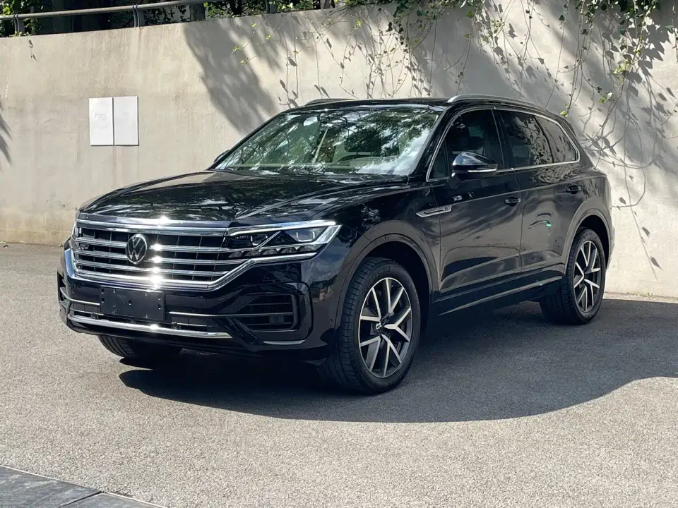 Volkswagen Touareg 3.0TSI R-Line Classic Sport Package 2021