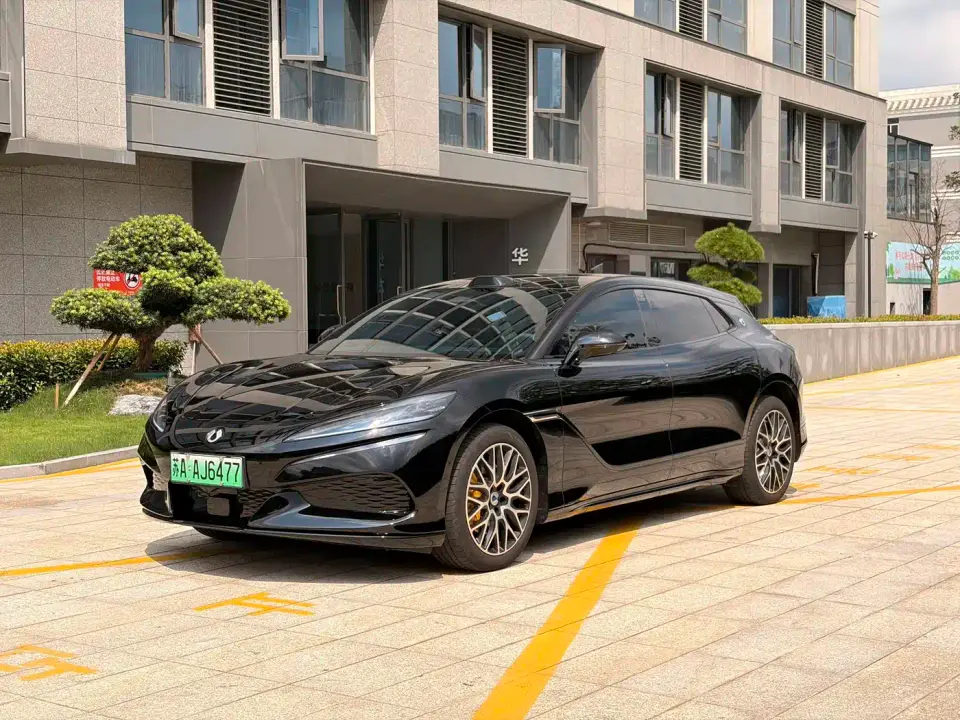 Denza Z9GT Model Flash Charge Honor Edition 2026