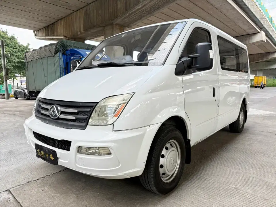 SAIC Maxus Xintu V80 2.0T Manual Classic Aoyun Power Edition Short Wheelbase Ultra-Low Roof 5/6-Seater 2023