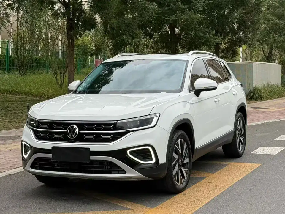 Volkswagen Tayron Shared Joy 330TSI 2025