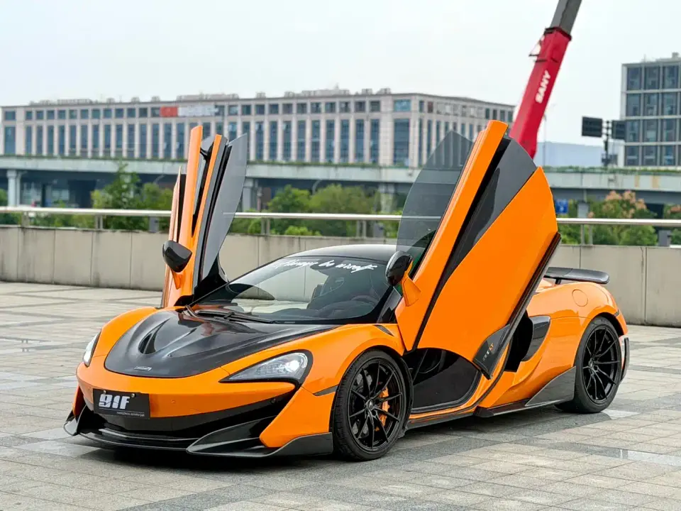 McLaren 600LT 3.8T Coupe 2020