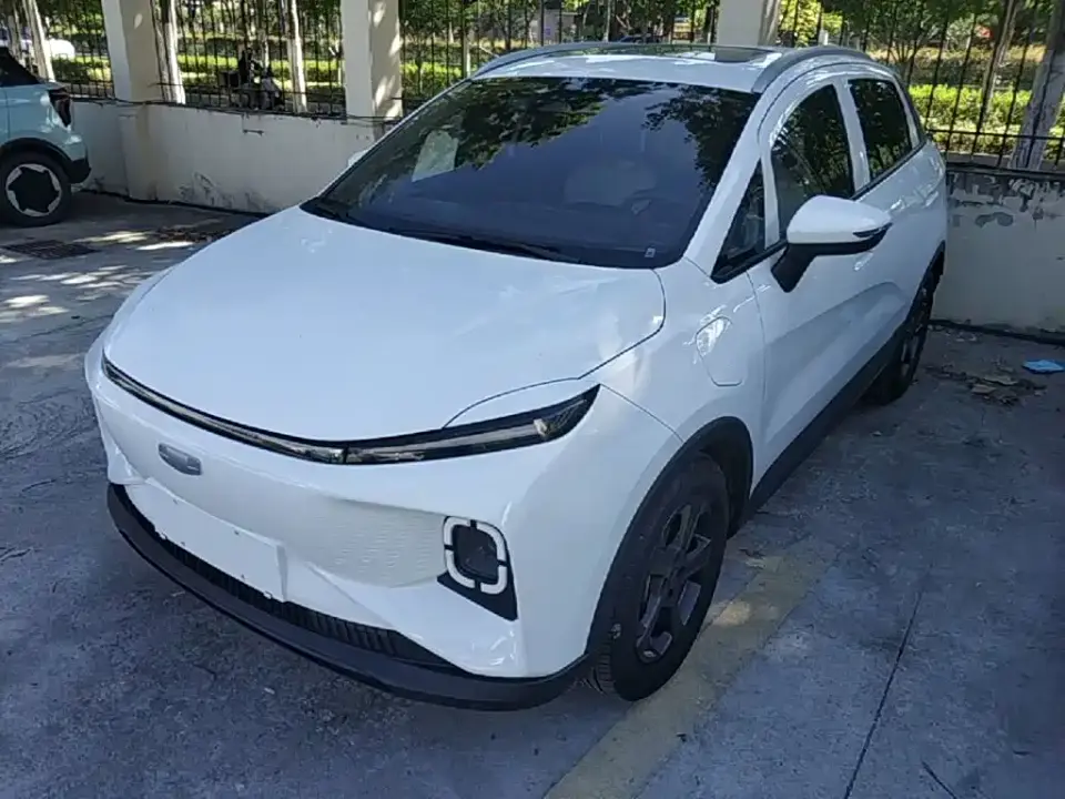 Geely Geometry E Firefly Model 401km Fluorescent 2025