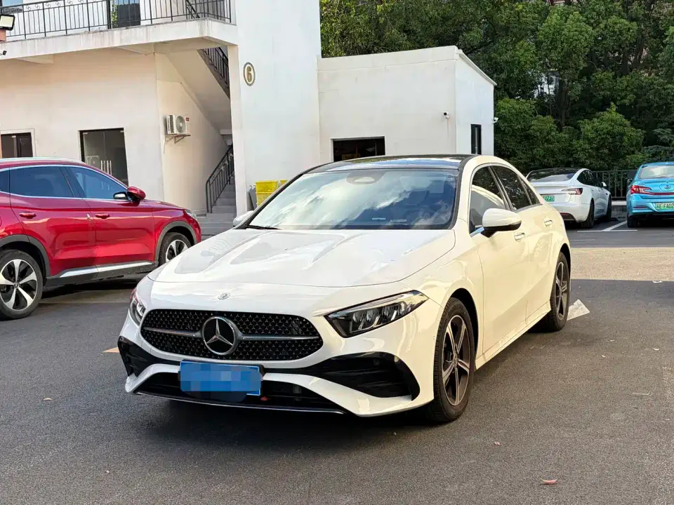 Mercedes-Benz A-Class A 200 L Fashion 2023