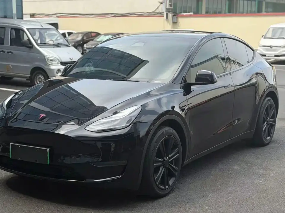 Tesla Model Y Facelift Long Range All-Wheel Drive Version 2023