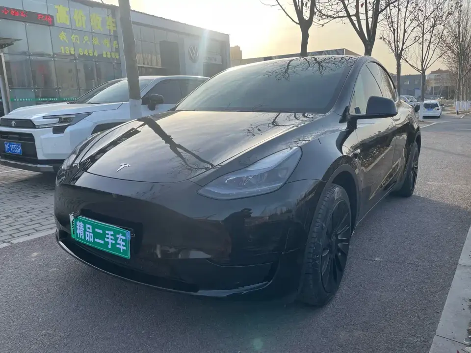 Tesla Model Y Facelift Rear-Wheel Drive Version 2023