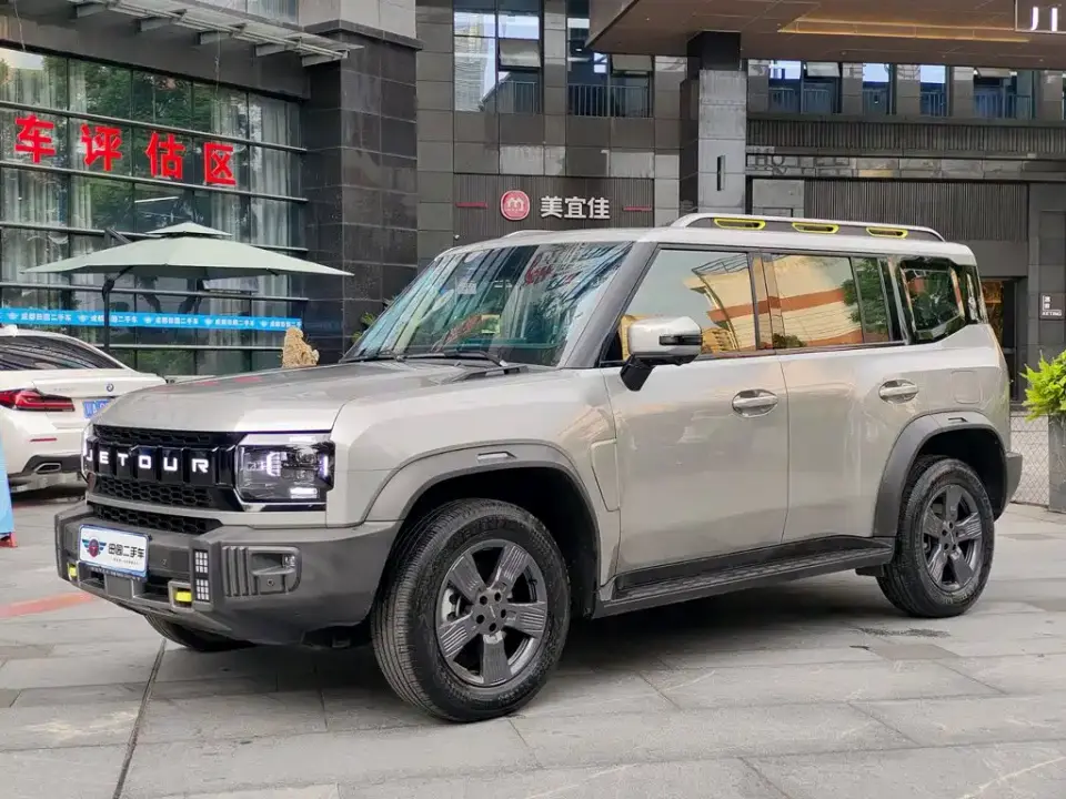 Jetour Traveler Model 1.5T 2WD Discovery PRO 2023