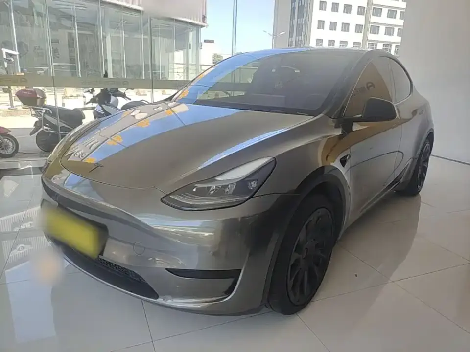 Tesla Model Y Facelift Rear-Wheel Drive Version 2023