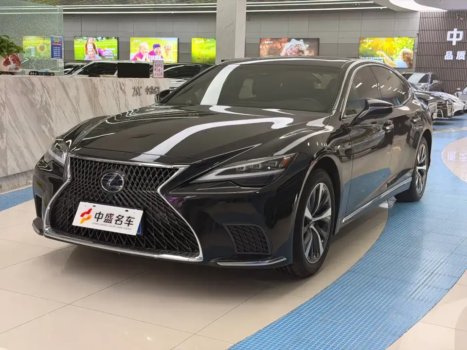 Lexus LS 500h Excellence Edition 2022
