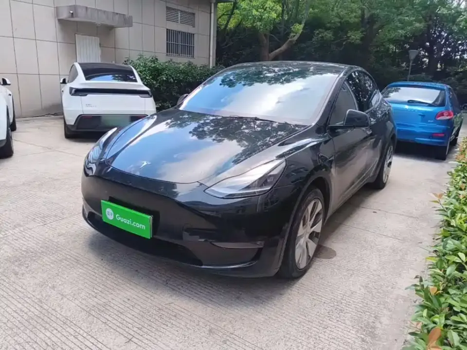 Tesla Model Y Facelift Long Range All-Wheel Drive Version 2023