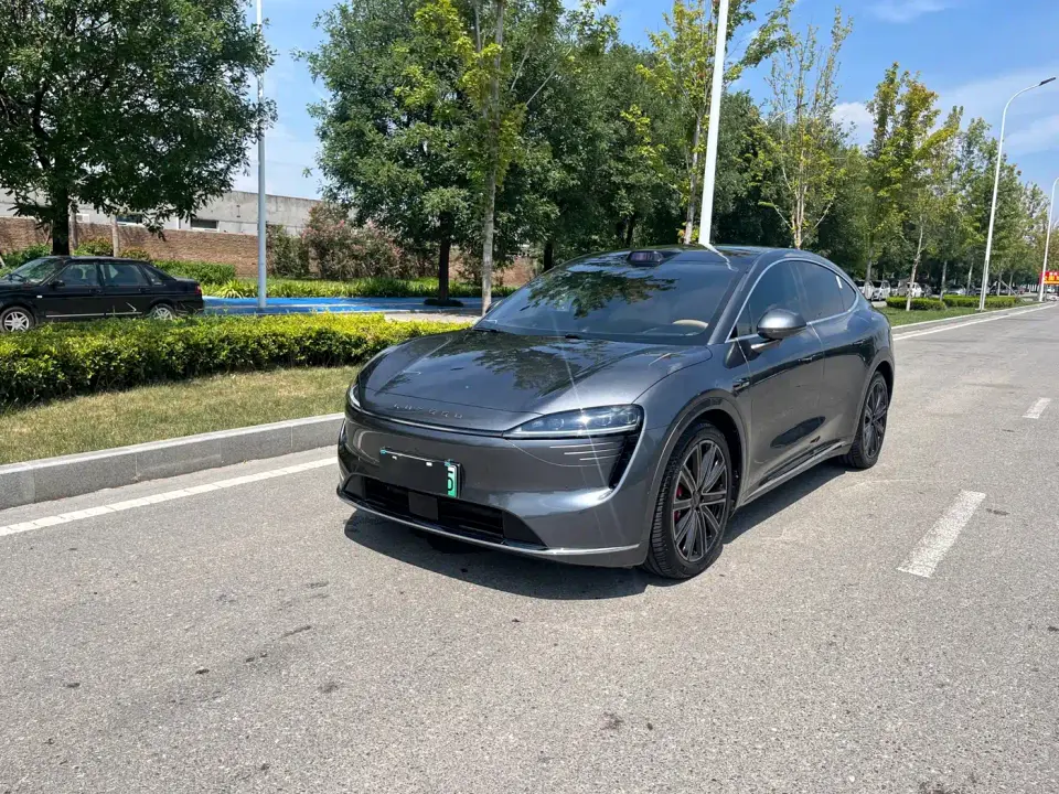 Zhijie Luxeed R7 Extended Range 331km Ultra 2025