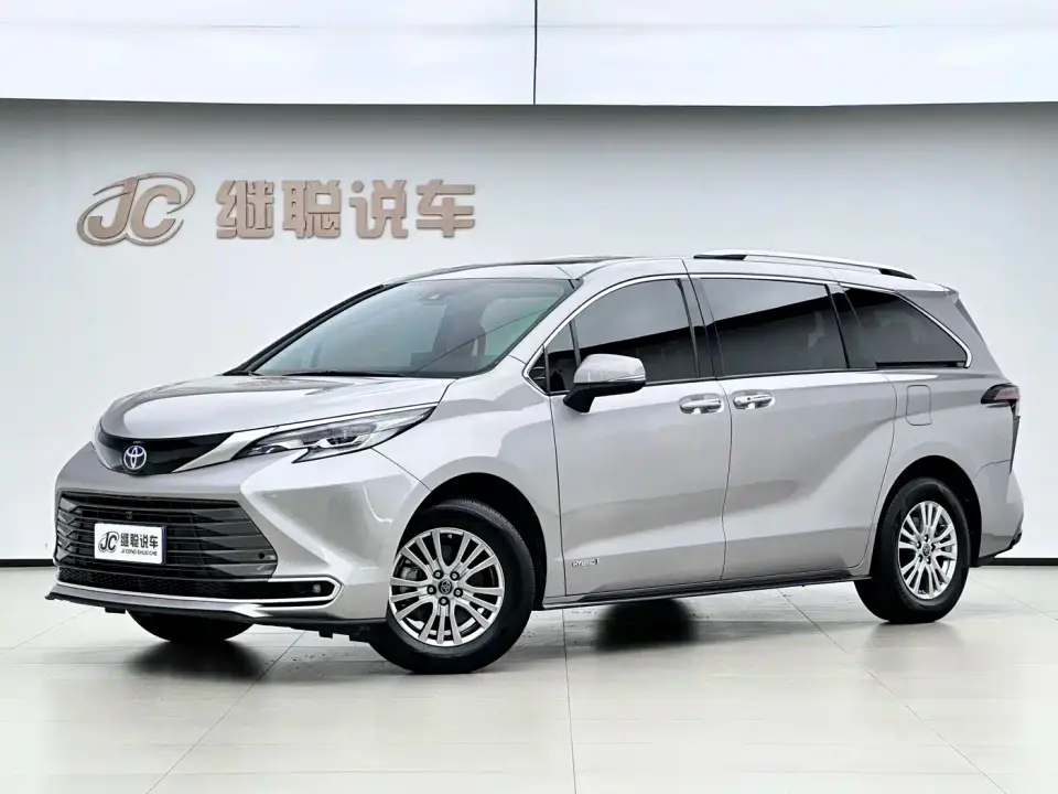Toyota Sienna 2.5L Hybrid Luxury Edition 2022