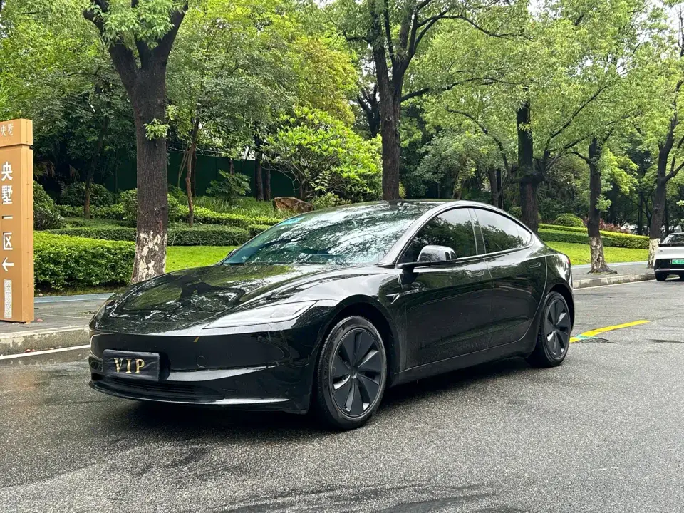 Tesla Model 3 Rear-Wheel Drive 2024