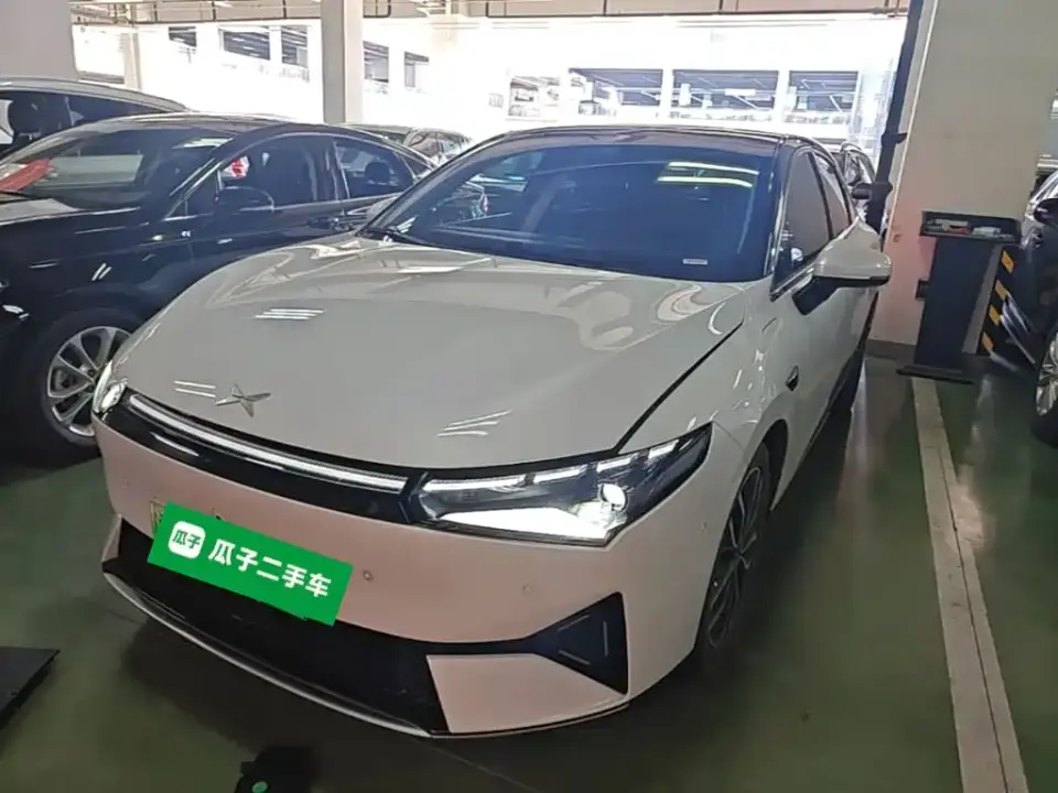 XPeng P5 Model 550E 2022