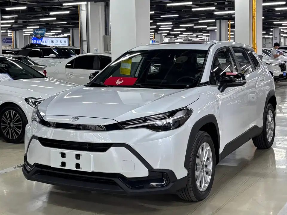 Toyota Frontlander 2.0L Smart Hybrid Base Version 2026