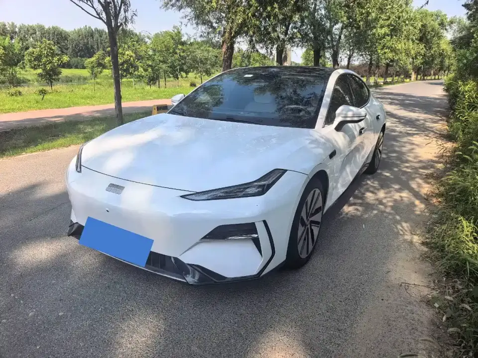 Geely Galaxy Galaxy E8 665km RWD Starship Voyager Edition 2024