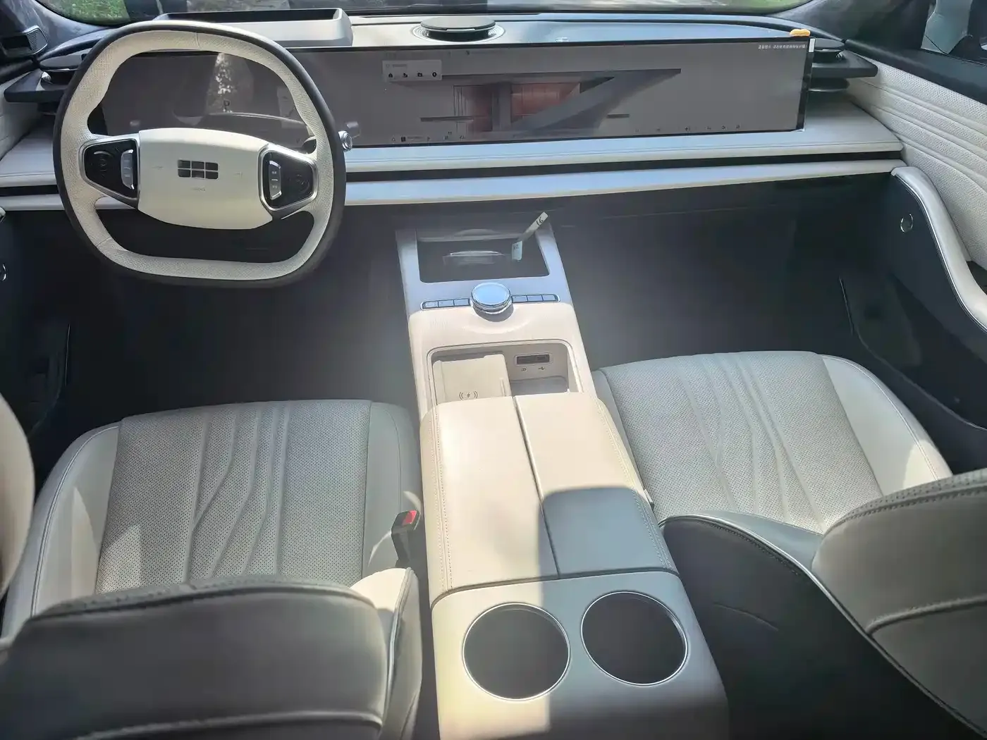 Geely Galaxy Galaxy E8 665km RWD Starship Voyager Edition 2024 — фото 8
