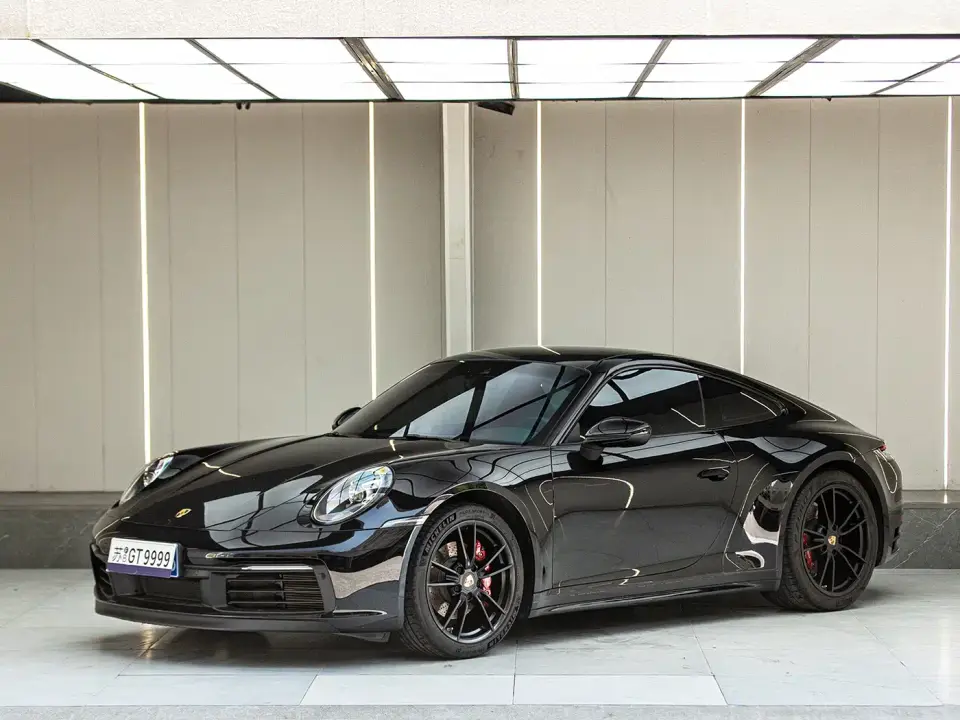 Porsche 911 Carrera 3.0T 2022