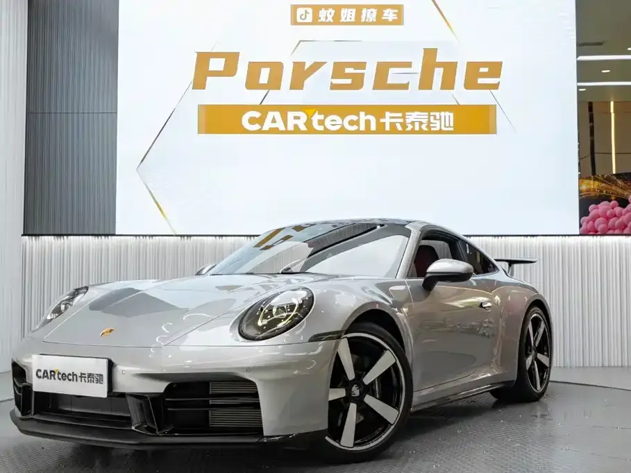 Porsche 911 Carrera 3.0T 2026
