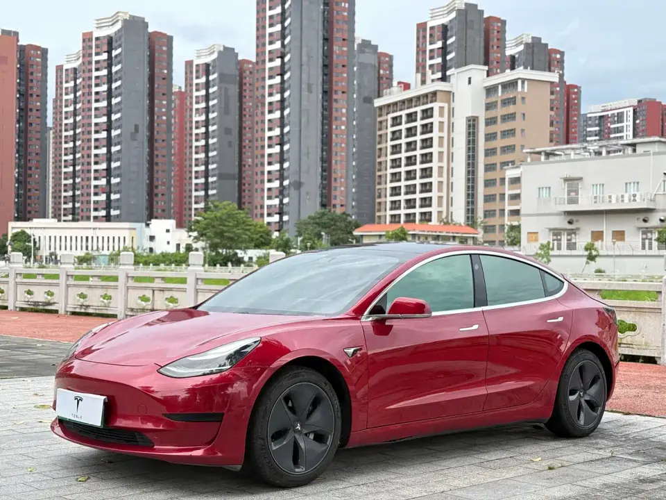 Tesla Model 3 Standard Range Rear-Wheel Drive Upgrade 2020
