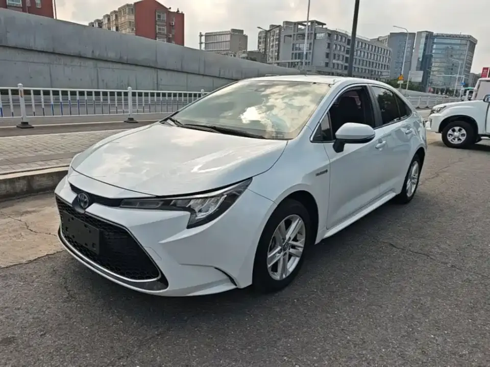 Toyota Levin Dual Engine 1.8H E-CVT Luxury Edition 2021