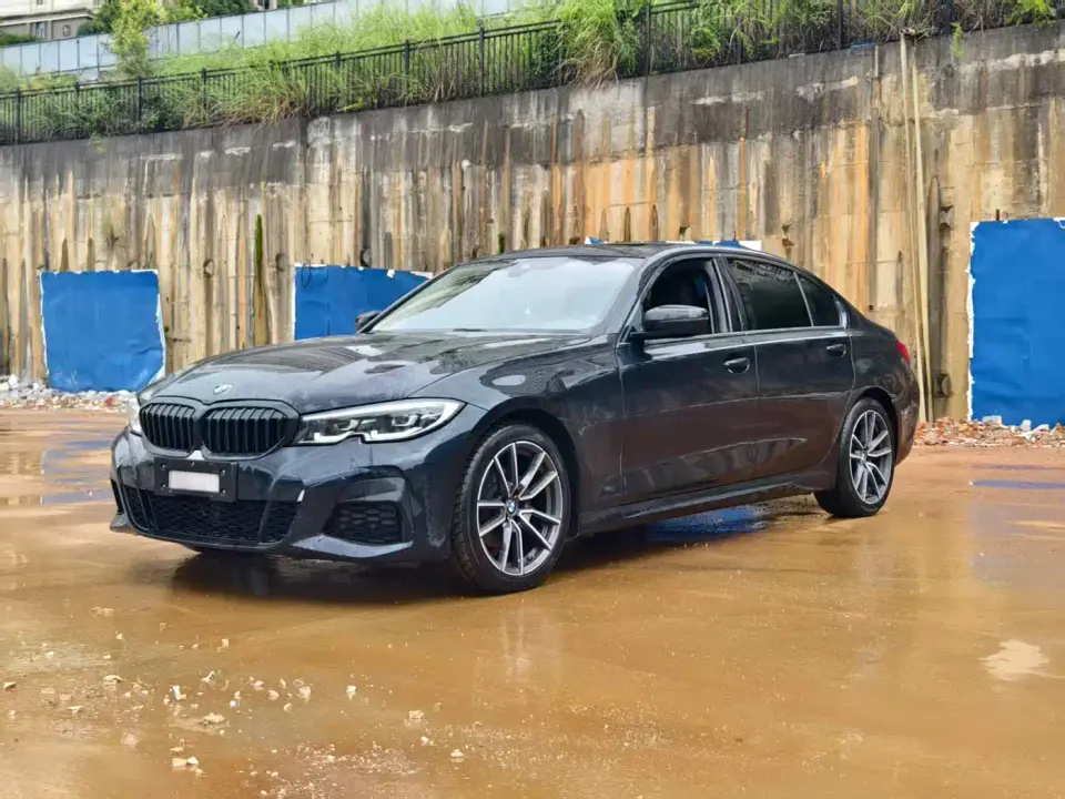 BMW 3 Series 325i M Sport Package 2021