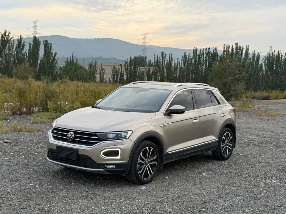 Volkswagen T-ROC 280TSI DSG 2WD Elite Connected 2022