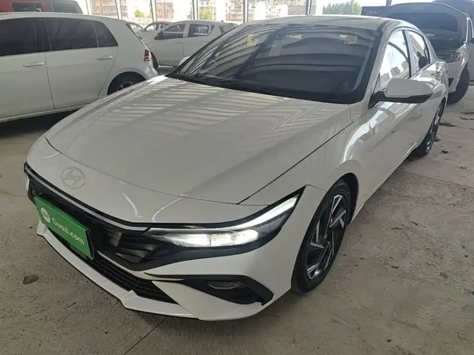 Hyundai Elantra 1.5L CVT GLX Elite Edition 2025