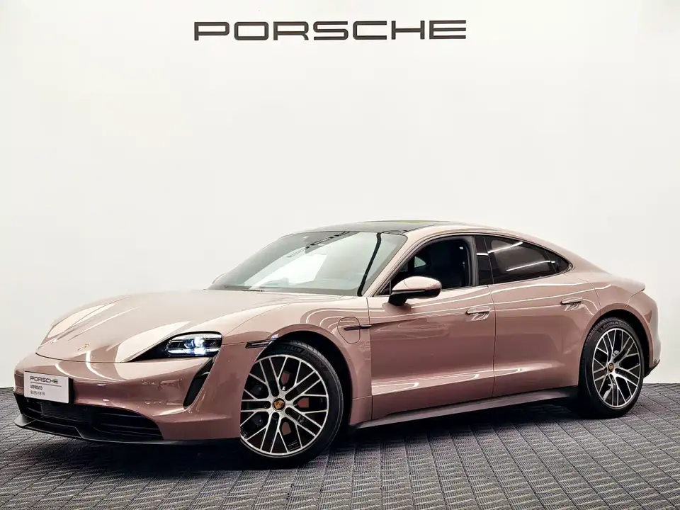 Porsche Taycan 2021