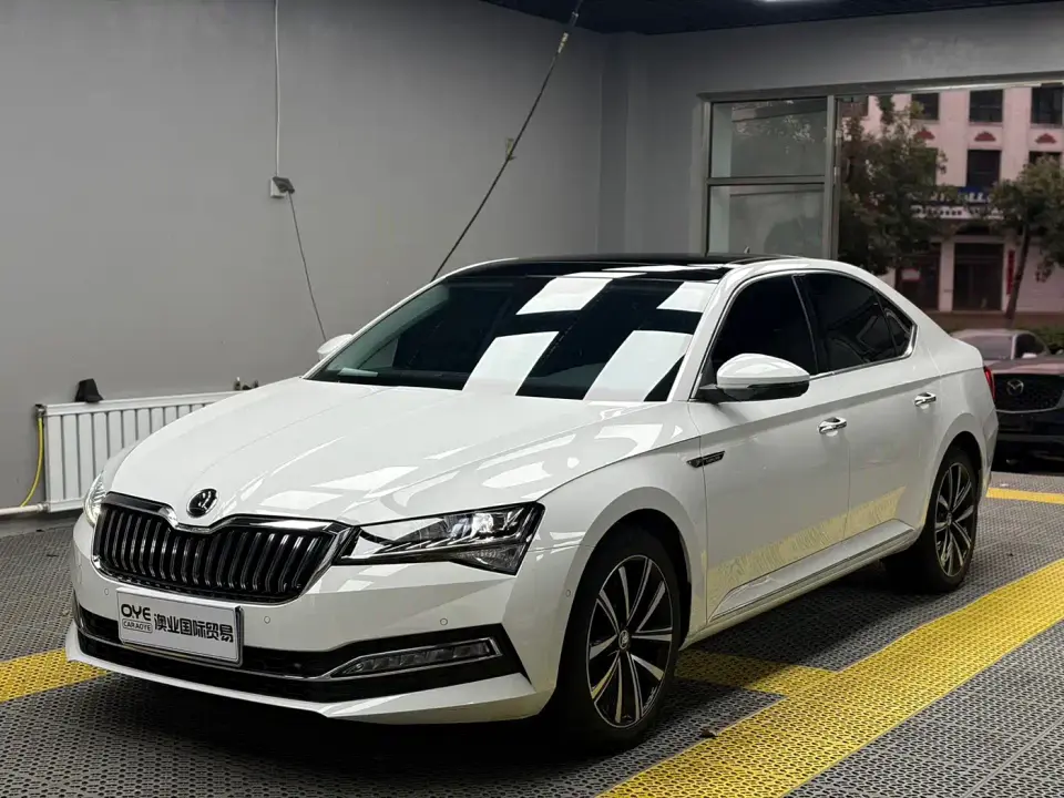 Skoda Superb TSI280 DSG Premium Edition 2023