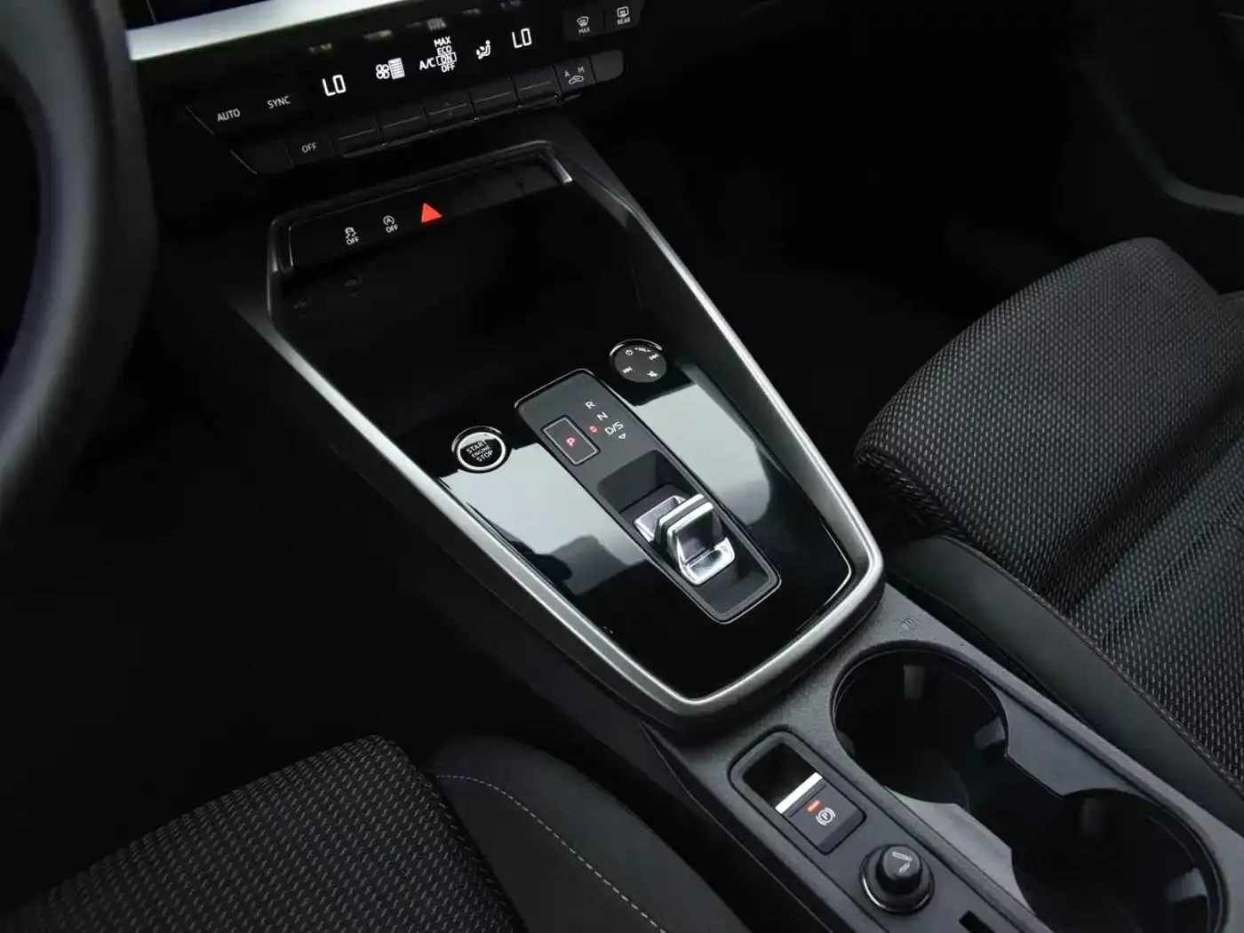 Audi A3 Model Sportback 35 TFSI Progressive Sport 2024 — фото 8