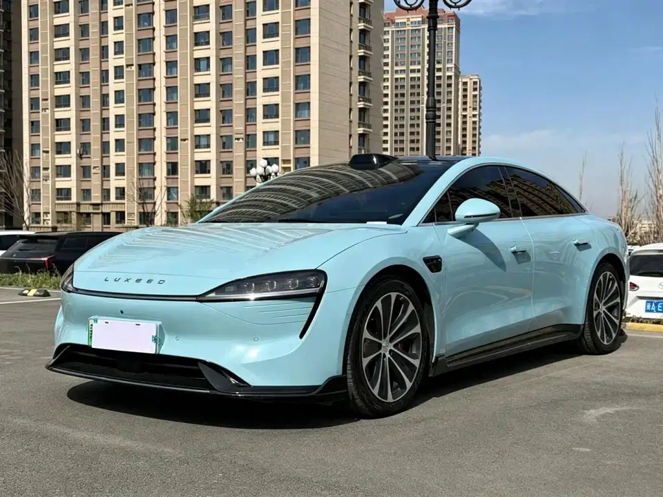 Zhijie S7 Model 785km Ultra 2025