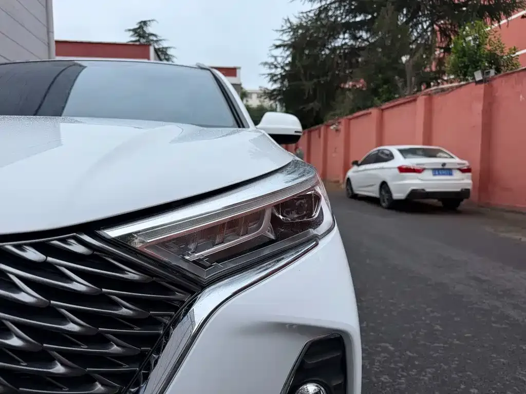 Haval M6 PLUS 1.5T Manual Luxury Smart Connect 2021 — фото 4