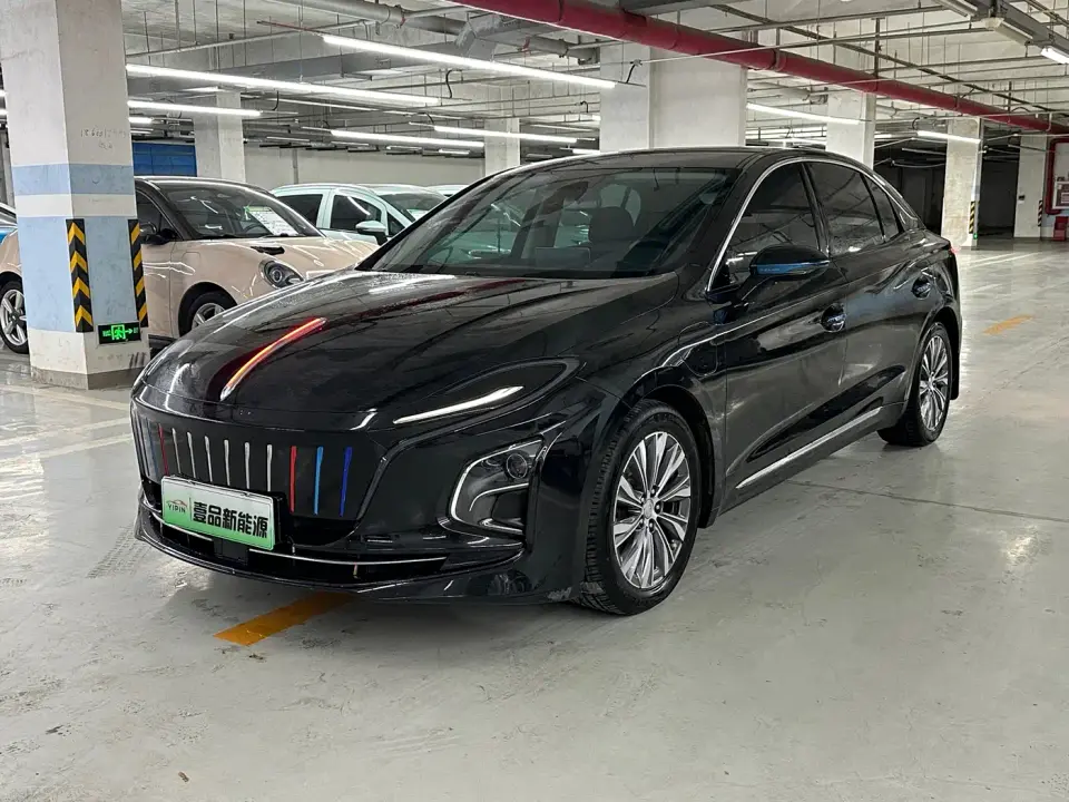 Hongqi E-QM5 560km PLUS 2023