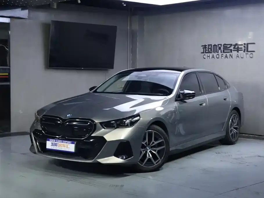BMW i5 eDrive 35L Premium Model M Sport Package 2024