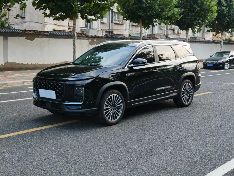 Jetour Shanhai L9 1.5TD 2DHT Pro 5-Seater 2024